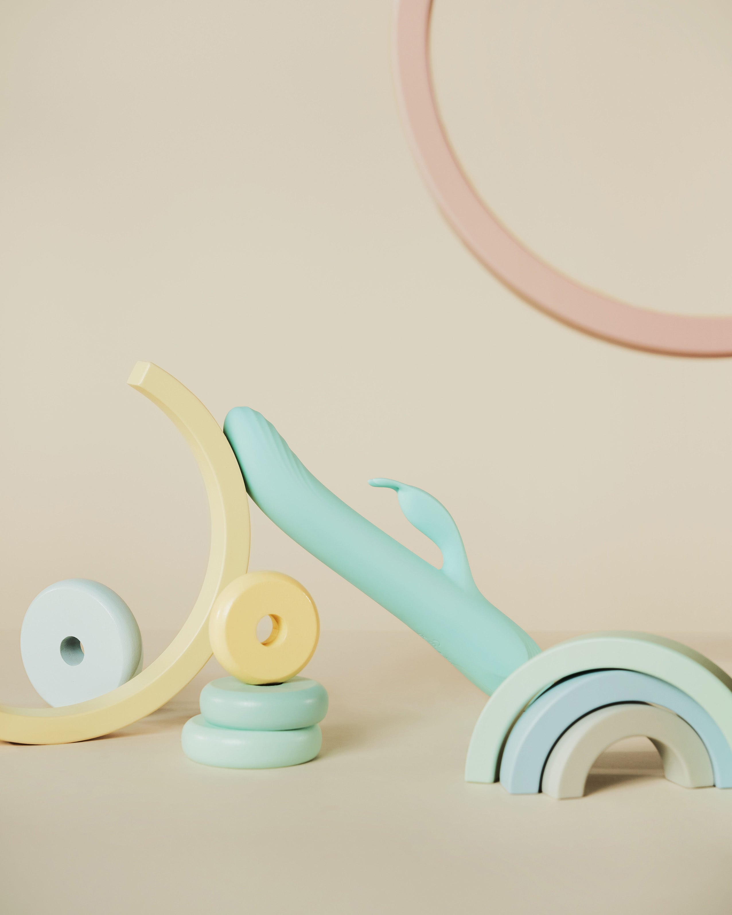 Control Be Playful - Vibrador para trás e para a frente com estimulador clitoriano